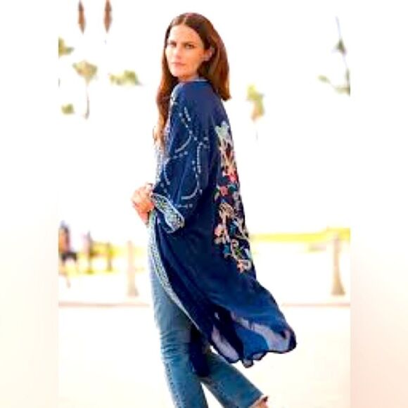 Johnny Was Elegant Summer Kimono - Picture 2 of 14